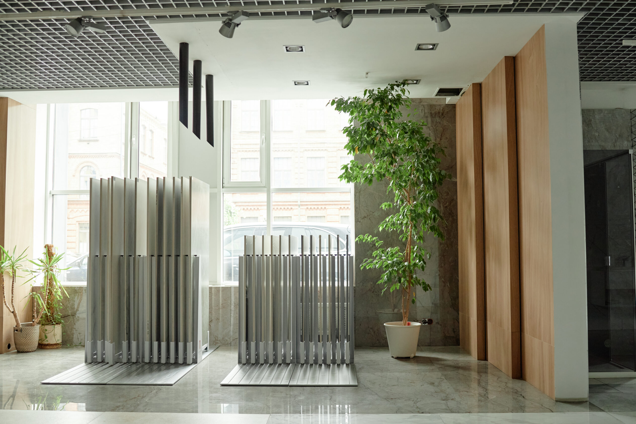 The Complete Guide to Turnkey Retail Display Services